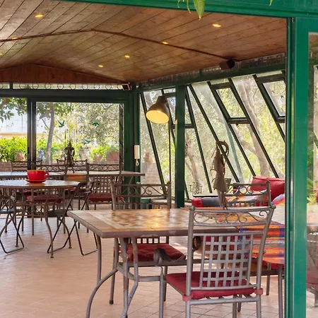 La Nave Bed & Breakfast