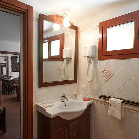 Bed & Breakfast La Nave Naples