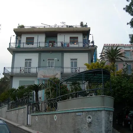 Bed & Breakfast La Nave 5*