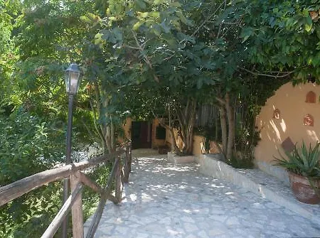 La Nave לינה וארוחת בוקר