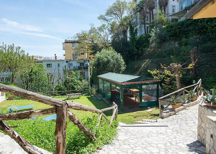 La Nave 4* Неаполь