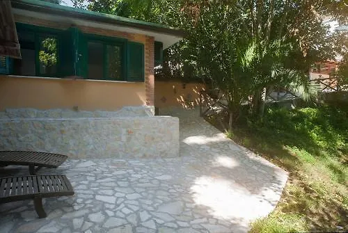 La Nave 4* Неаполь